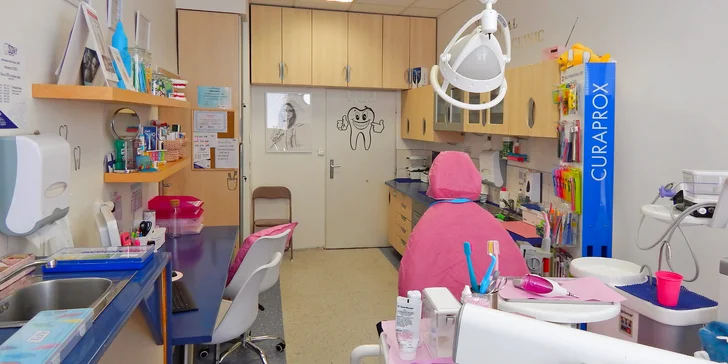 Vstupní vyšetření na dentální hygieně pro děti do 10 let i dospělé nebo domácí bělení