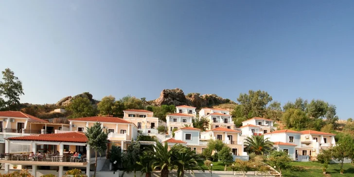 Letecký zájezd na řecký ostrov Lesbos: hotel Clara*** s all inclusive, 100 m od pláže a s bazénem