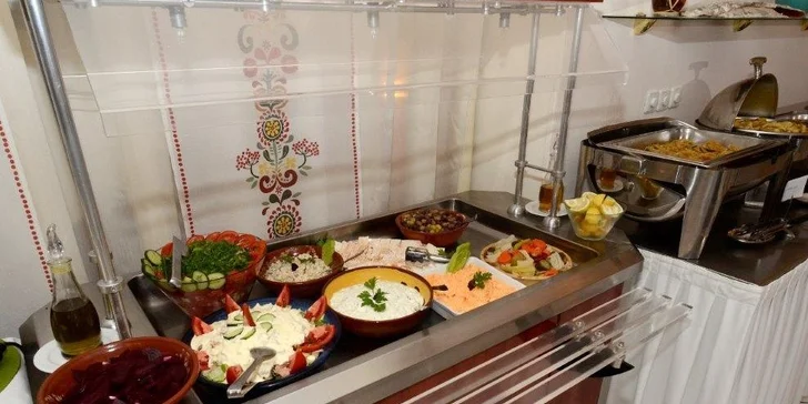 Letecký zájezd na řecký ostrov Lesbos: hotel Clara*** s all inclusive, 100 m od pláže a s bazénem