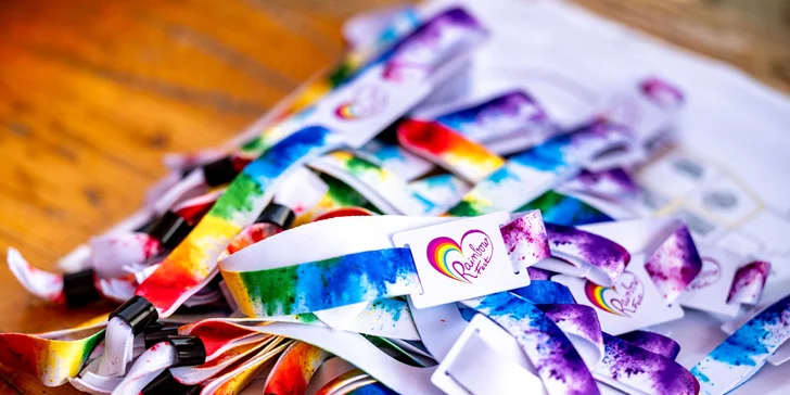 Vstup na Rainbow Fest v Dolní oblasti Vítkovice: hudba, zábava, stand-up a barevné běhy pro celou rodinu