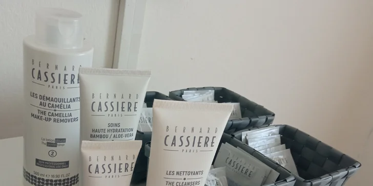 Kosmetické ošetření se Spirulinou, čokoládou či Aloe Vera i laminace obočí