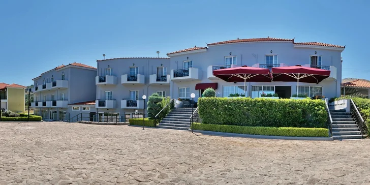 All inclusive dovolená na ostrově Lesbos: Hotel Bella Vista**** s bazénem a hned u pláže