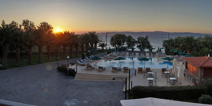 All inclusive dovolená na ostrově Lesbos: Hotel Bella Vista**** s bazénem a hned u pláže