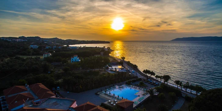 All inclusive dovolená na ostrově Lesbos: Hotel Bella Vista**** s bazénem a hned u pláže