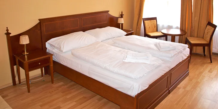 Pobyt na Starém Městě: příjemný hotel, možnost snídaní, procházky