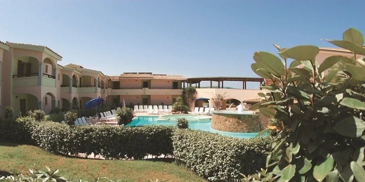 Letecky na Sardinii: 8 dní ve 4* hotelu Baia delle Mimose s all inclusive