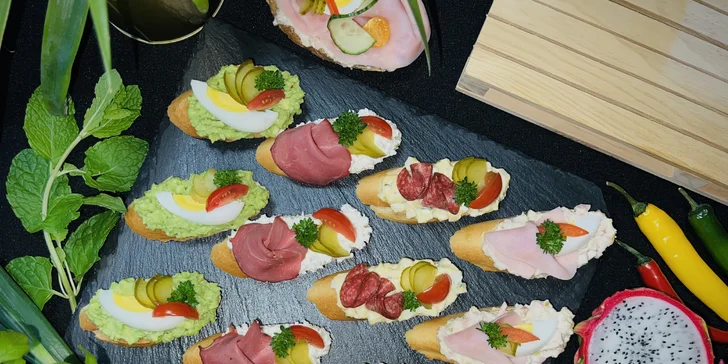 Na party i oslavu: chlebíčky, řízečky, wrapy, obložené bagety i dezerty