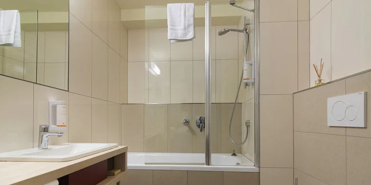 4* hotel v Ludvíkově v oblasti CHKO Jeseníky: snídaně, bazén i možnost vířivky