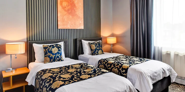 Pobyt v butikovém hotelu kousek od parku a léčivých pramenů: snídaně, bazén i privátní wellness