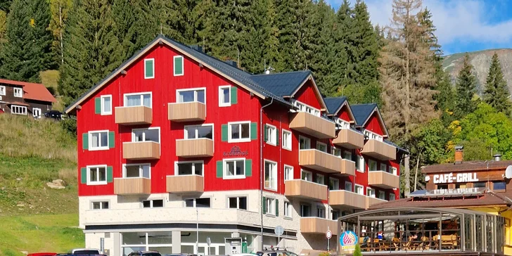 Moderní apartmány v Peci pod Sněžkou pro páry i rodiny: snídaně, relaxace i atrakce zdarma či se slevou