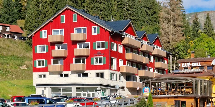 Moderní apartmány v Peci pod Sněžkou pro páry i rodiny: snídaně, wellness i slevy na lanovku