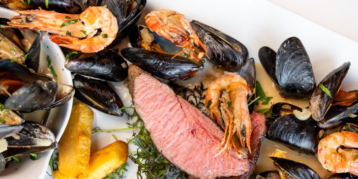 6chodové francouzské menu pro 2 osoby: maso i mořské plody, kuchař s michelinskou praxí