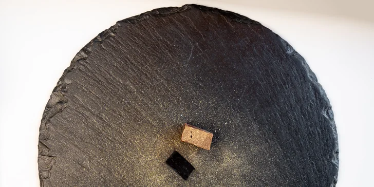 6chodové francouzské menu pro 2 osoby: maso i mořské plody, kuchař s michelinskou praxí