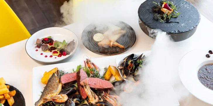 6chodové francouzské menu pro 2 osoby: maso i mořské plody, kuchař s michelinskou praxí