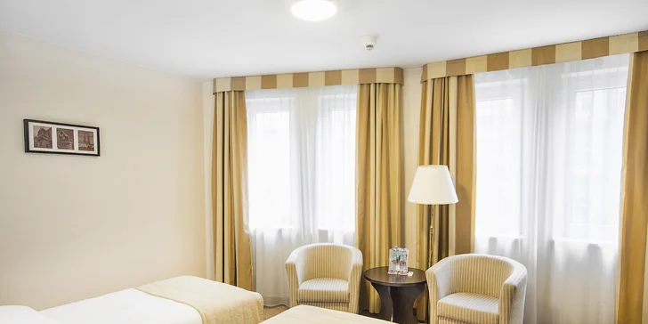 Hotel v centru Vratislavi jen 5 min pěšky od Staroměstského náměstí: wellness, snídaně či polopenze
