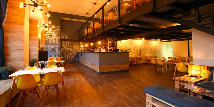 6chodové francouzské menu pro 2 osoby: maso i mořské plody, kuchař s michelinskou praxí