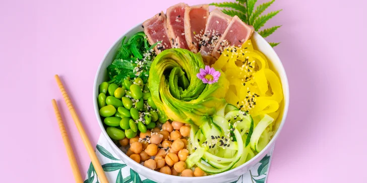 Nejsvěžejší Freší poke bowl v Auparku: krevety, losos nebo tempeh
