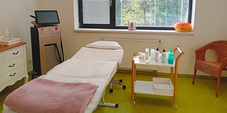 Kosmetické ošetření: úprava obočí, čištění, masáž i rejuvenace laserem