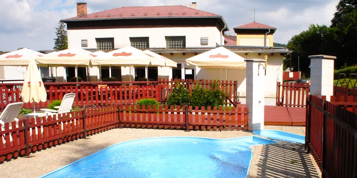 Příjemný penzion v Jeseníkách se snídaní a bazénem pro pár i rodinu