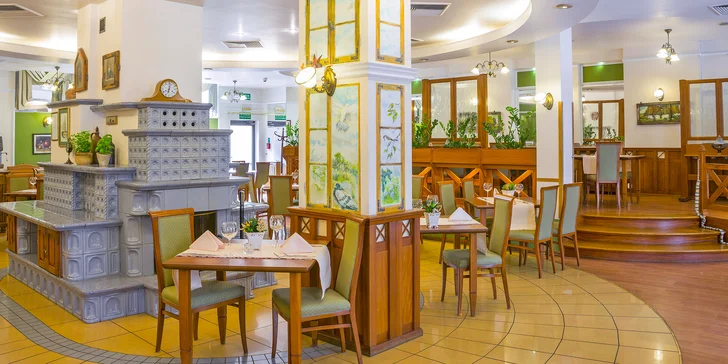 Hotel v centru Vratislavi jen 5 min pěšky od Staroměstského náměstí: wellness, snídaně či polopenze