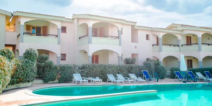 Letecky na Sardinii: 8 dní ve 4* hotelu Baia delle Mimose s all inclusive