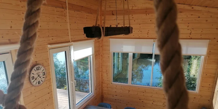 Dovolená v Českém Švýcarsku: tiny house u rybníku i privátní horký sud