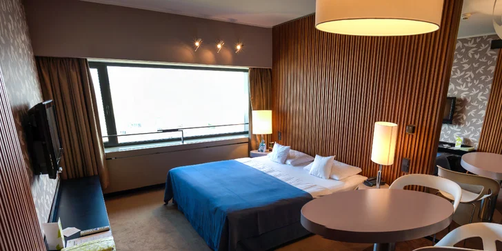 Moderní hotel v centru Košic: bufetová snídaně, 2hodinový wellness se saunou a vířivkou