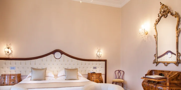 5* Grand Hotel Rimini: poloha hned u pláže, bazén, italské snídaně a úžasná atmosféra