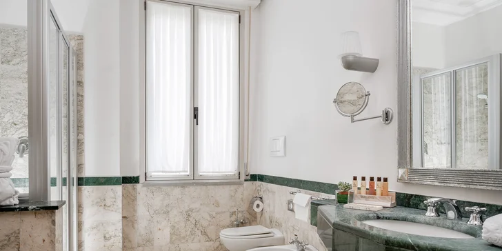 Letní dovolená v italském Rimini: 4* hotel 250 m od pláže, snídaně nebo polopenze
