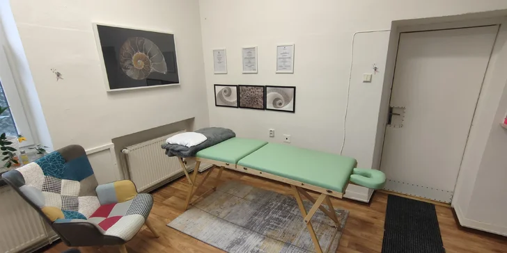 Až 80 min. masáže podle výběru: relaxační, antistresová či lávové kameny