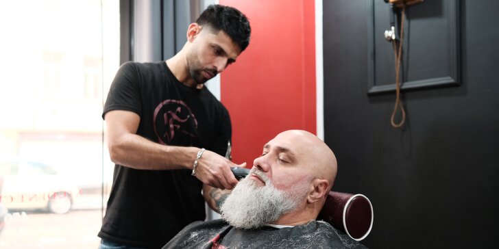 Pánský, dětský i VIP střih v tradičním perském barbershopu: jedinečná metoda a nadstandardní služby
