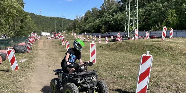 Vstup do BagrParku pro děti i dospělé: zábavní park, kde zkusíte řídit stavební stroje