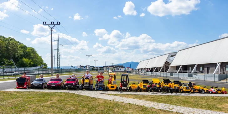 Vstup do BagrParku pro děti i dospělé: zábavní park, kde zkusíte řídit stavební stroje
