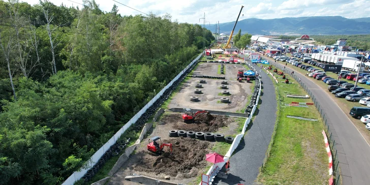 Vstup do BagrParku pro děti i dospělé: zábavní park, kde zkusíte řídit stavební stroje