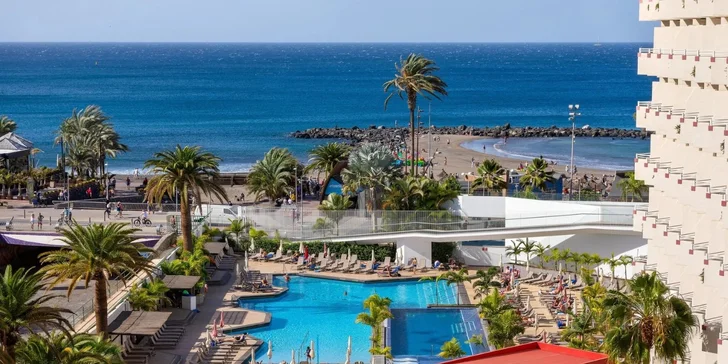 Letecky na Tenerife: pobyt v 4* hotelu s polopenzí nebo all inclusive, pláž 50 m od hotelu, bazén
