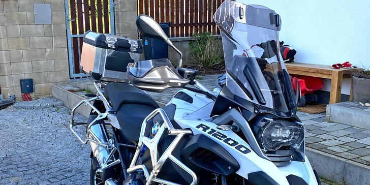Pronájem motorky BMW R 1200 GS Adventure na den či víkend s neomezeným nájezdem