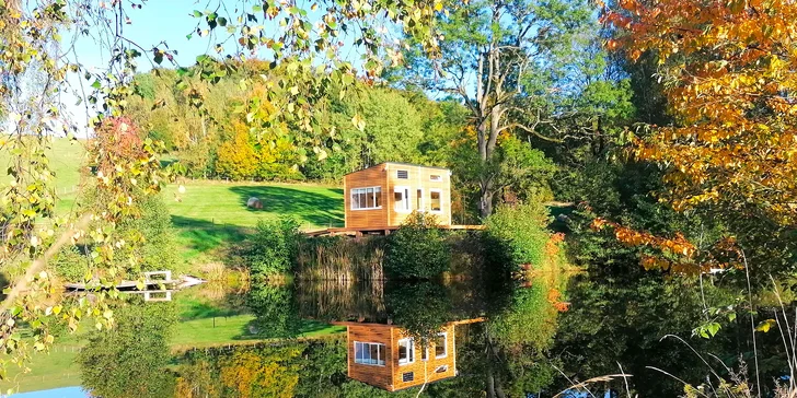 Dovolená v Českém Švýcarsku: tiny house u rybníku i privátní horký sud