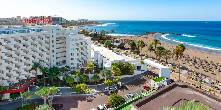 Letecky na Tenerife: pobyt v 4* hotelu s polopenzí nebo all inclusive, pláž 50 m od hotelu, bazén