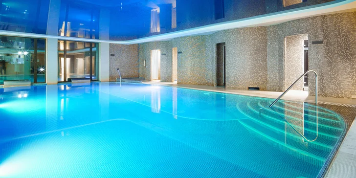 Vstup do wellness na zámku Lužec a dobroty pro děti i dospělé