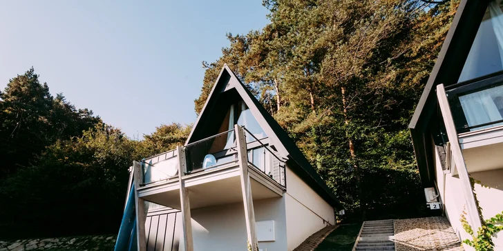 Moderní rodinný spa rezort na břehu Rožnovského jezera s wellness i jídlem