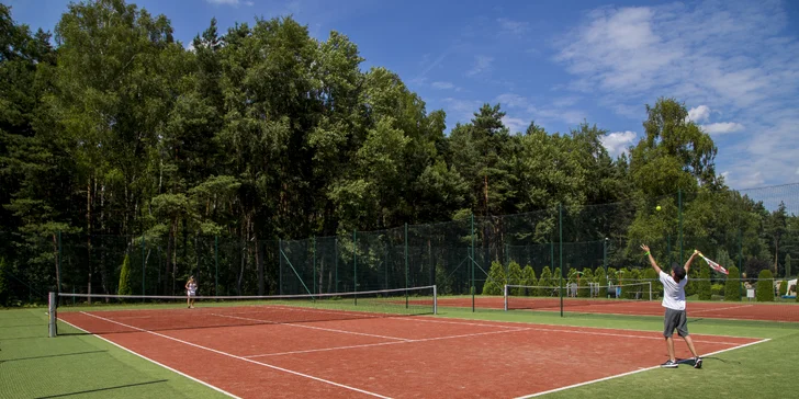 Pobyt v polském městě Zawiercie: neomezený wellness se saunami, bazén s tobogánem, polopenze i túry