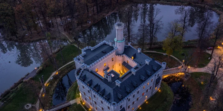 Zámecký pobyt v polských Krkonoších: snídaně, sauny i venkovní vířivka