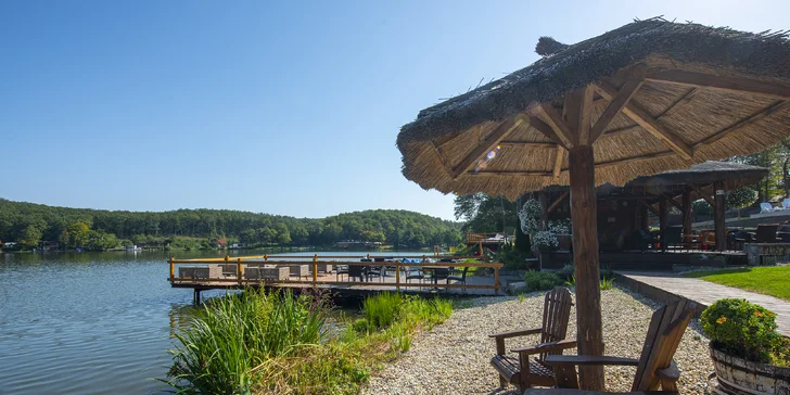 Wellness pobyt u Vinianského jezera: polopenze, procedury, hodina bowlingu a v létě paddleboard