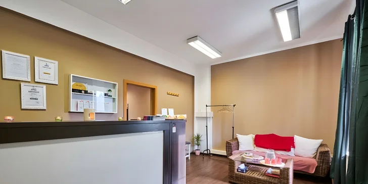 Barvení, lash lifting, laminace obočí vč. úpravy nebo kompletní balíček