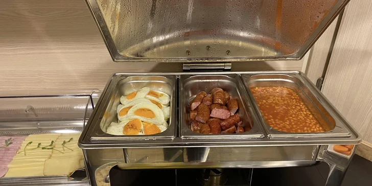 4* hotel v Ludvíkově v oblasti CHKO Jeseníky: snídaně, bazén i možnost vířivky