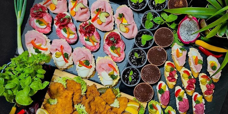 Na party i oslavu: chlebíčky, řízečky, wrapy, obložené bagety i dezerty
