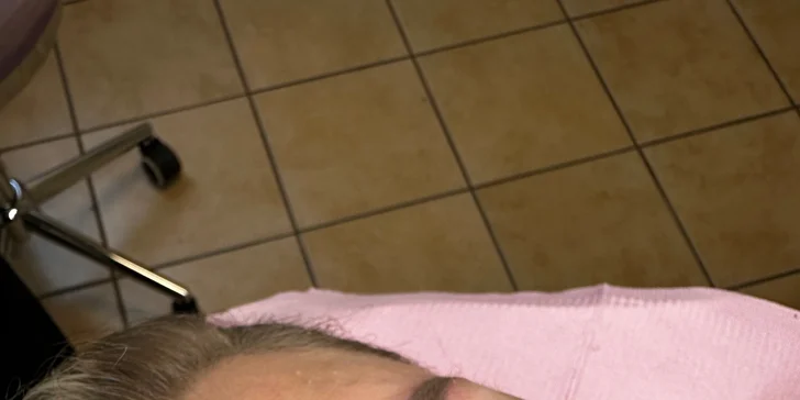 Permanentní make-up: kontura a stínování rtů, microblading a microshading obočí