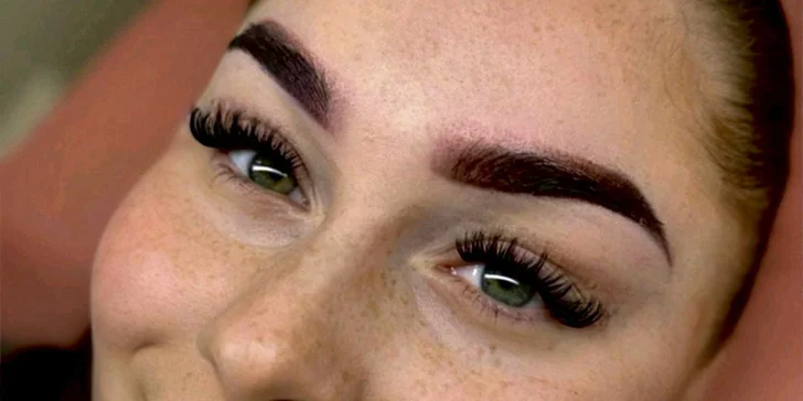 Dokonalý pohled: základní úprava i laminace obočí, barvení řas a lash lifting