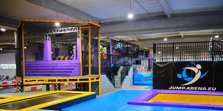 Mnoho zábavy pod jednou střechou: motokáry, multiball i jump arena ve Fun Areně Cheb