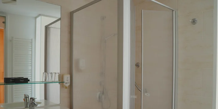 Burgenlandsko: pobyt ve 4* wellness hotelu, plná penze, vstup do skanzenu i slevy na spa